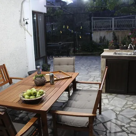 партерен Sunny Garden * Achtopol