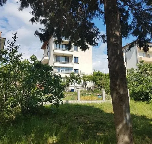 партерен Sunny Garden Apartament